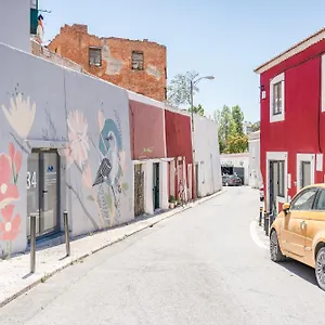 Alcantara Charm 3br Apartment Lisbon